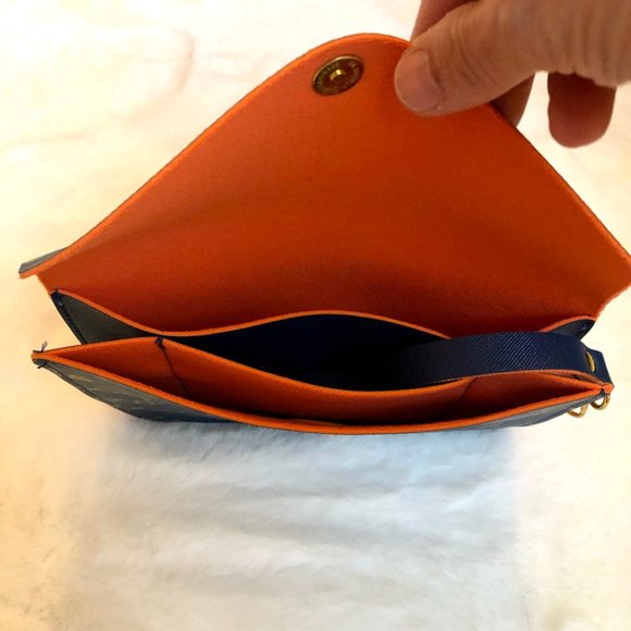 NWT Top It Off Clutch, Wristlet,Shoulder,Crossbody - Picture 9 of 13